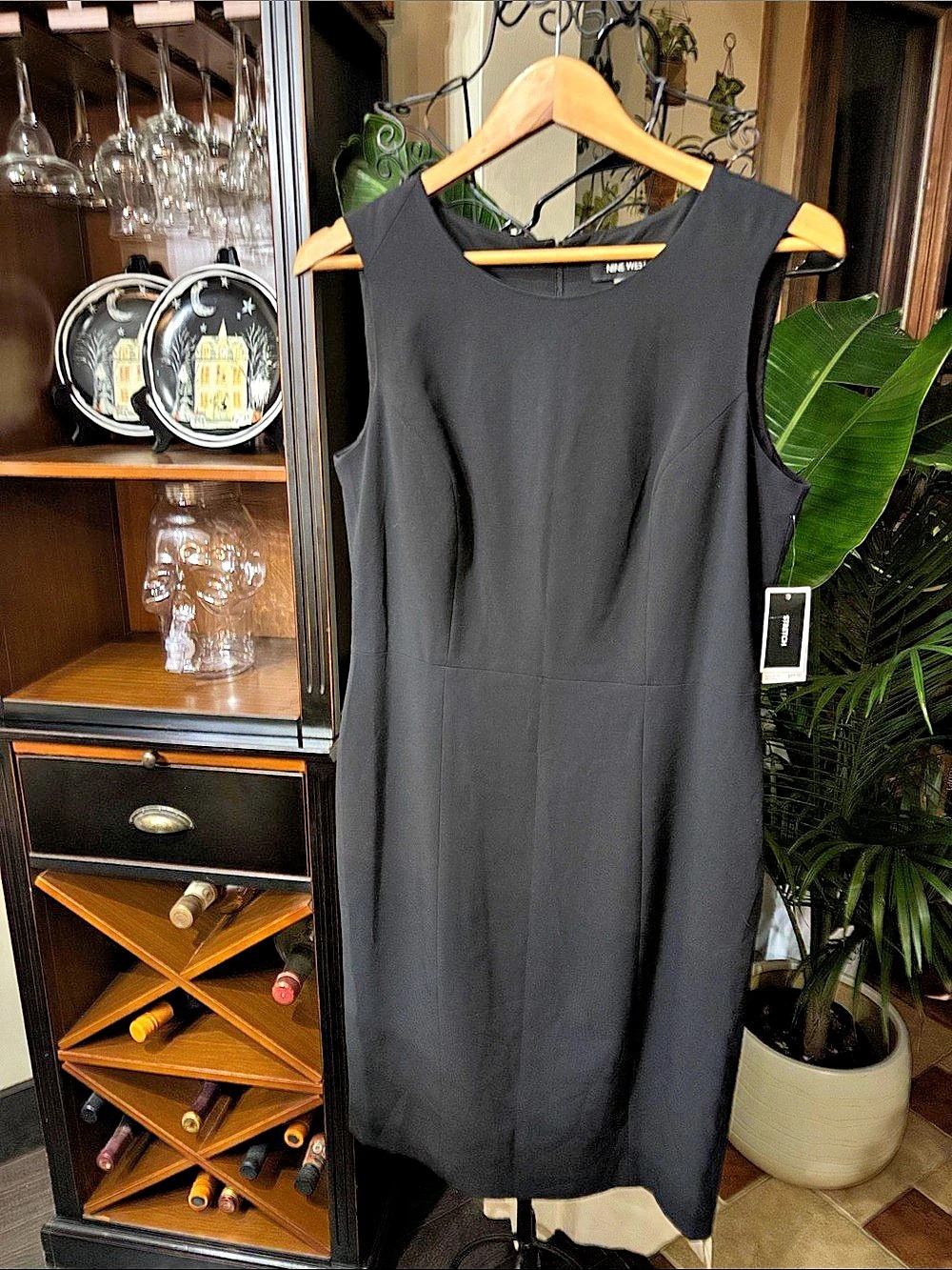 Nine West Sleeveless Midi Dress in Black Size 8 NWT